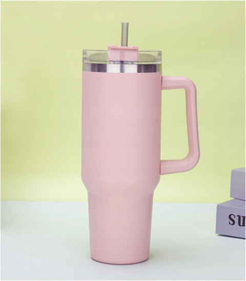MagiCook KUBEK TERMICZNY 1200 ML ZE SŁOMKĄ STYLE USA Różowy MagiCook KUBEK TERMICZNY 1200 ML ZE SŁOMKĄ STYLE USA Różowy