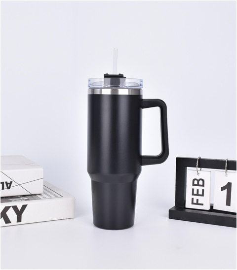 MagiCook KUBEK TERMICZNY Czarny 1200 ML ZE SŁOMKĄ STYLE USA Czerń MagiCook KUBEK TERMICZNY Czarny 1200 ML ZE SŁOMKĄ STYLE USA Czerń